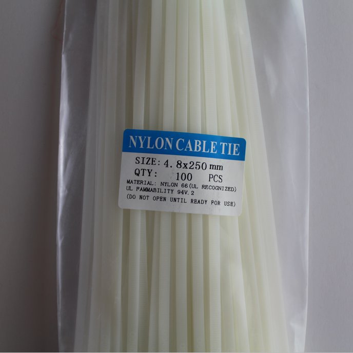 Different sizes different colors Nylon Plastic Cable Ties Nylon 66 Cable Ties