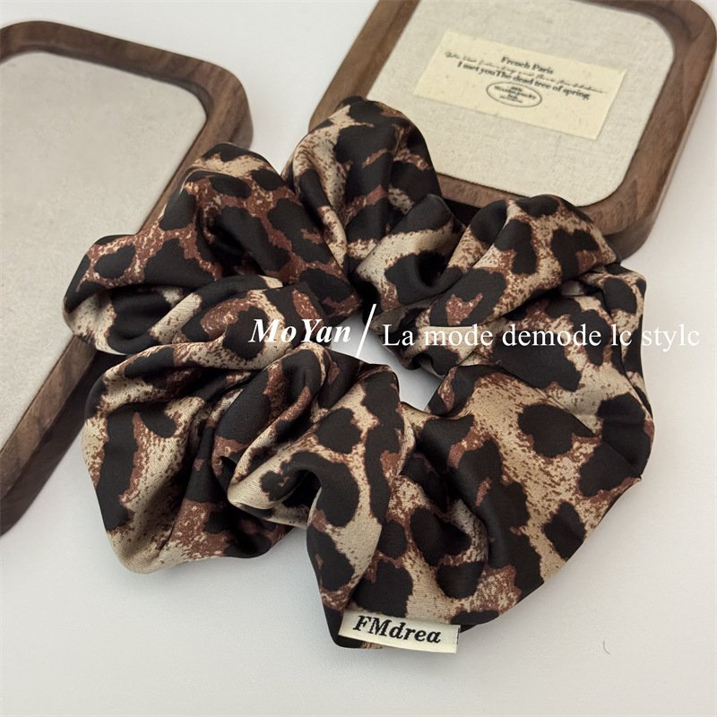 High quality Oversized 15 cm large leopard hair scrunchies silk black brown Elegant Hair accessories for women