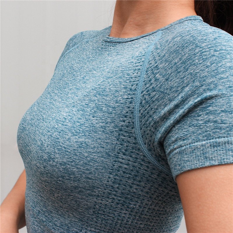 women gym shirOEM Embossing Printing Clothes Logo Design Service Cotton Tshirt Custom 3d Emboss Print Women Gym Training T Shirt