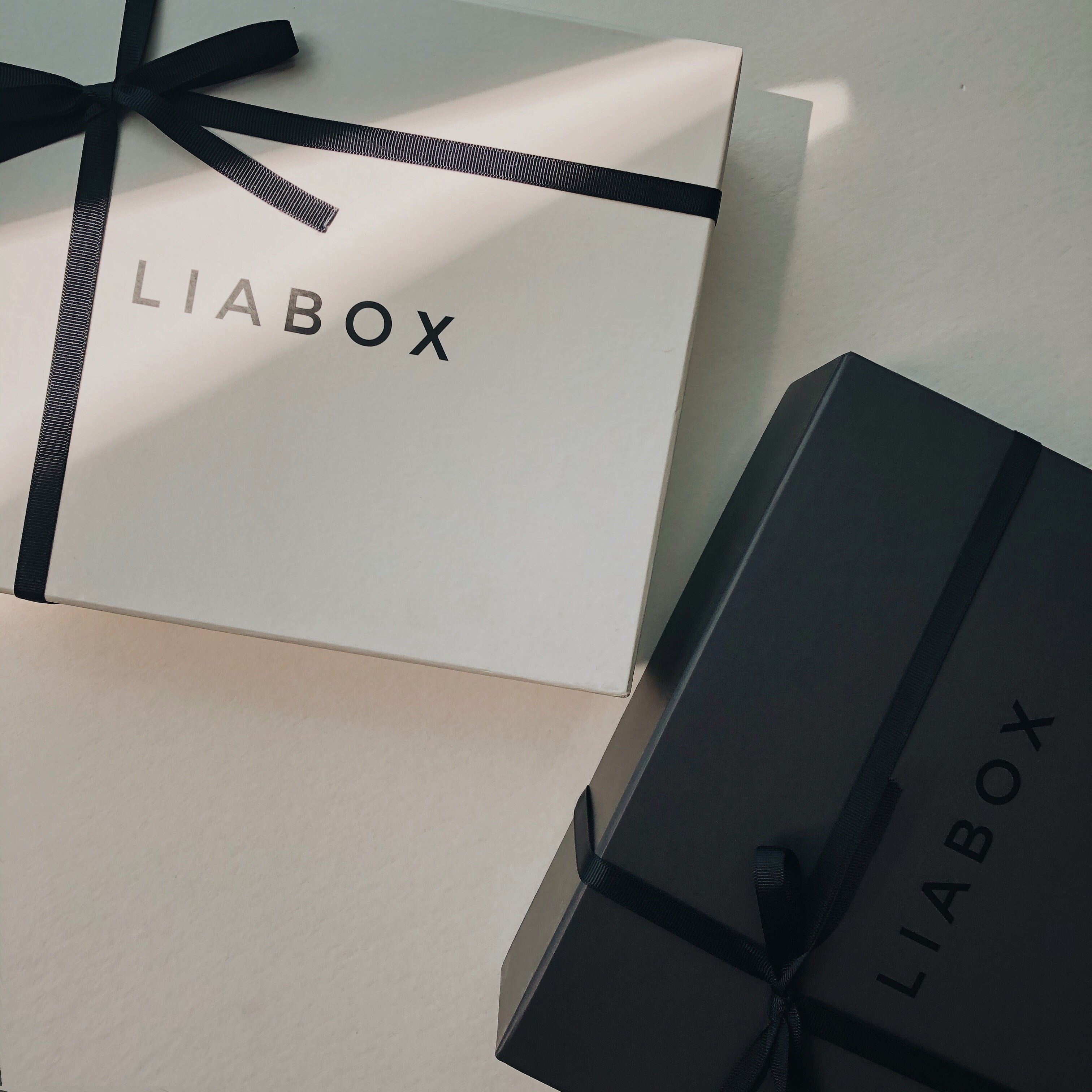 High Quality Small Lid And Base Gift Box Black Packaging Paper Top and Bottom Paperboard Box With Custom Logo