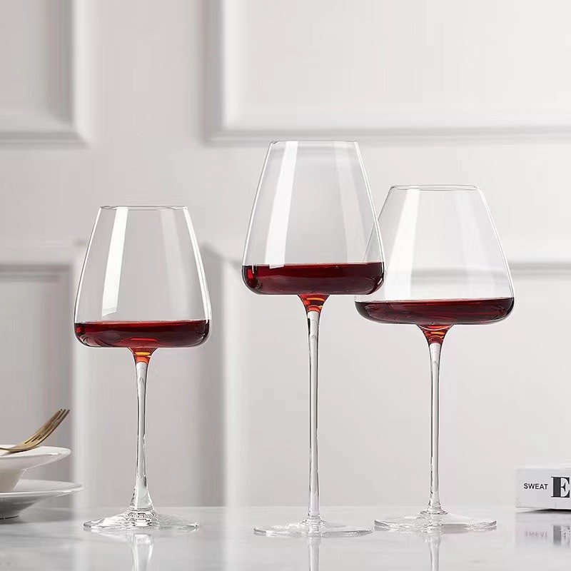 Hot Sale Red Wine Glasses Bubble Wrap Black Bow Tie Crystal Red Wine Glasses Burgundy Big Belly Set