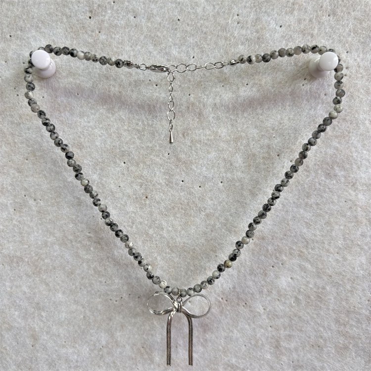 New Arrival Bohemian Colorful Initial Bow Beaded Natural Stone Bow Tie Shaped Necklace For Women