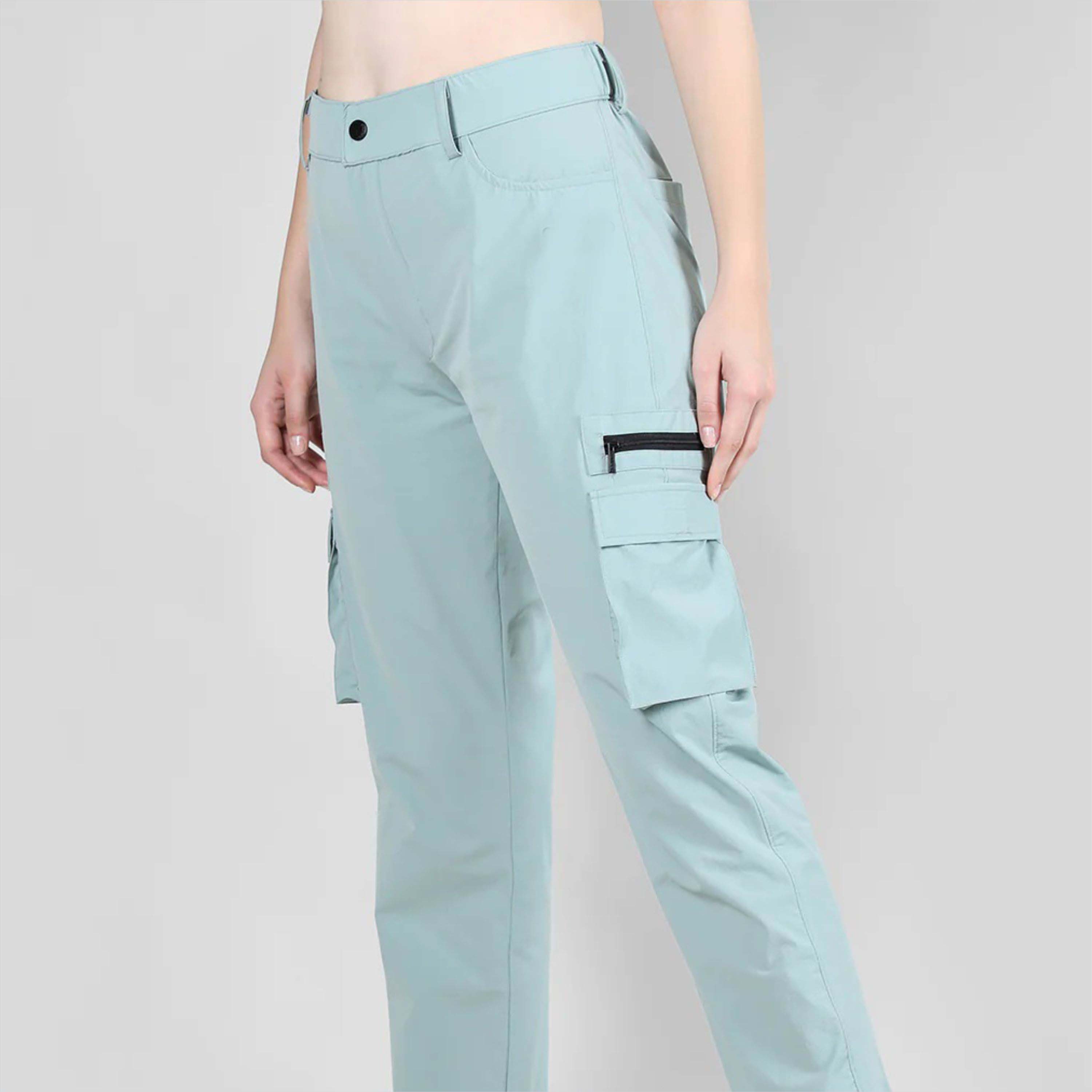 Premium Women Cargo Pants - Trendy and Functional - Ideal for Hiking, Traveling, and Everyday Wear