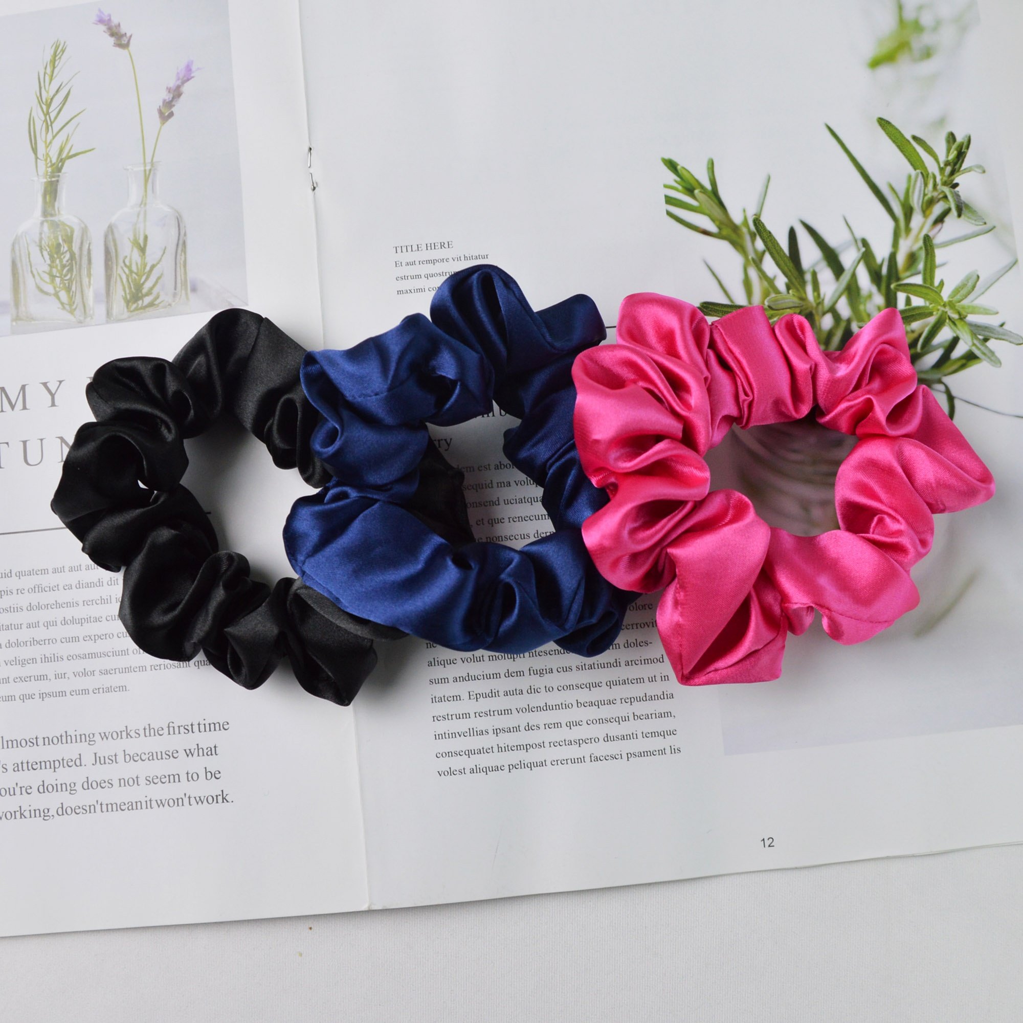 Wholesale Hot Sale 3.5cm and 5cm Large High Quality Smooth and High Elasticity Women Hair Ties Hair Band Silk Satin Scrunchies