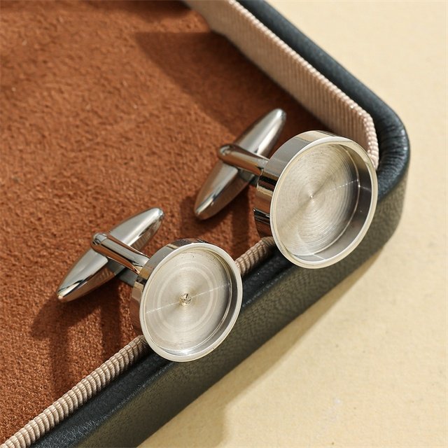 Yiwu Aceon Stainless Steel Custom Size Round Deep Empty Bezel Disc DIY Jewelry Shirt Sleeve Circle Sticker Bezel Cuff Link