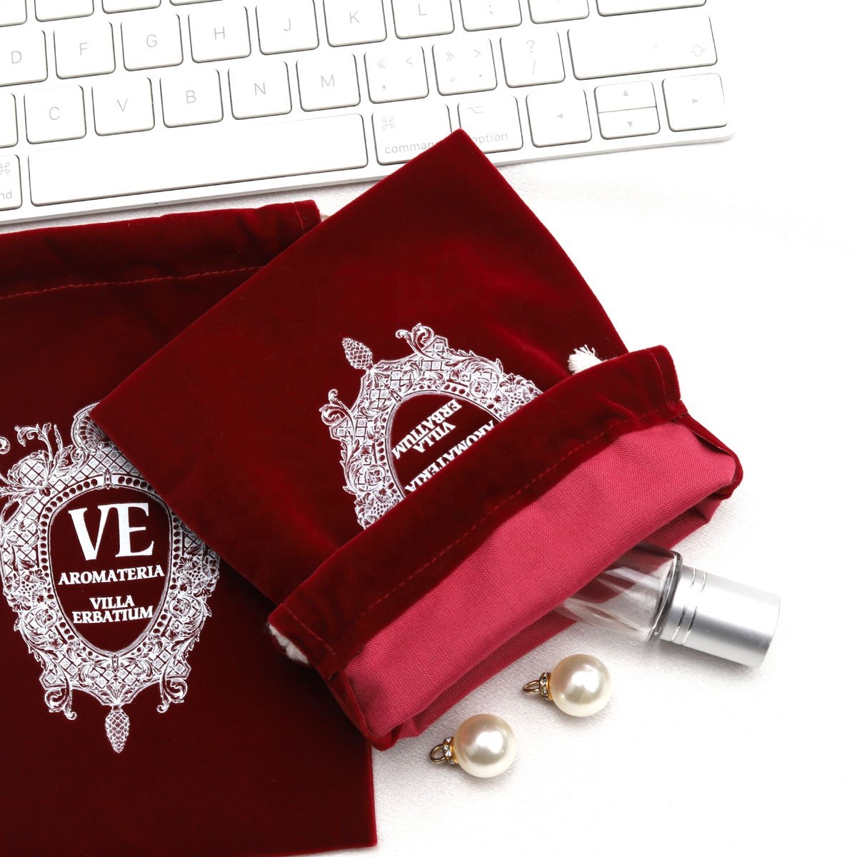 Custom Logo Printed Low MOQ Free Sample Velvet Drawstring Pouch Small Jewelry Gift Candle Storage Dust Velvet Bag
