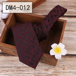 DM4-012