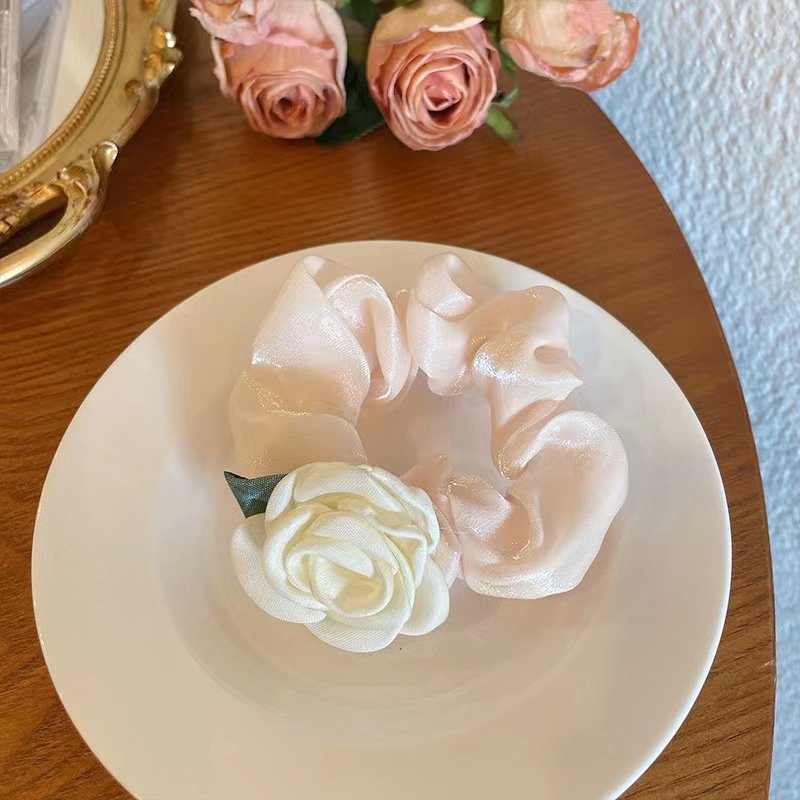 Wholesale Solid Color Silk Hair Scrunchies White Camellia Hair Ties Fashion Flower Scrunchies Hair Accessories For Women