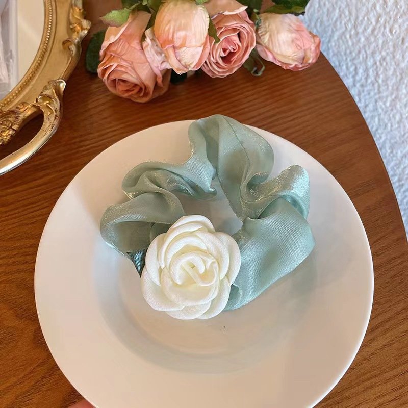 Wholesale Solid Color Silk Hair Scrunchies White Camellia Hair Ties Fashion Flower Scrunchies Hair Accessories For Women