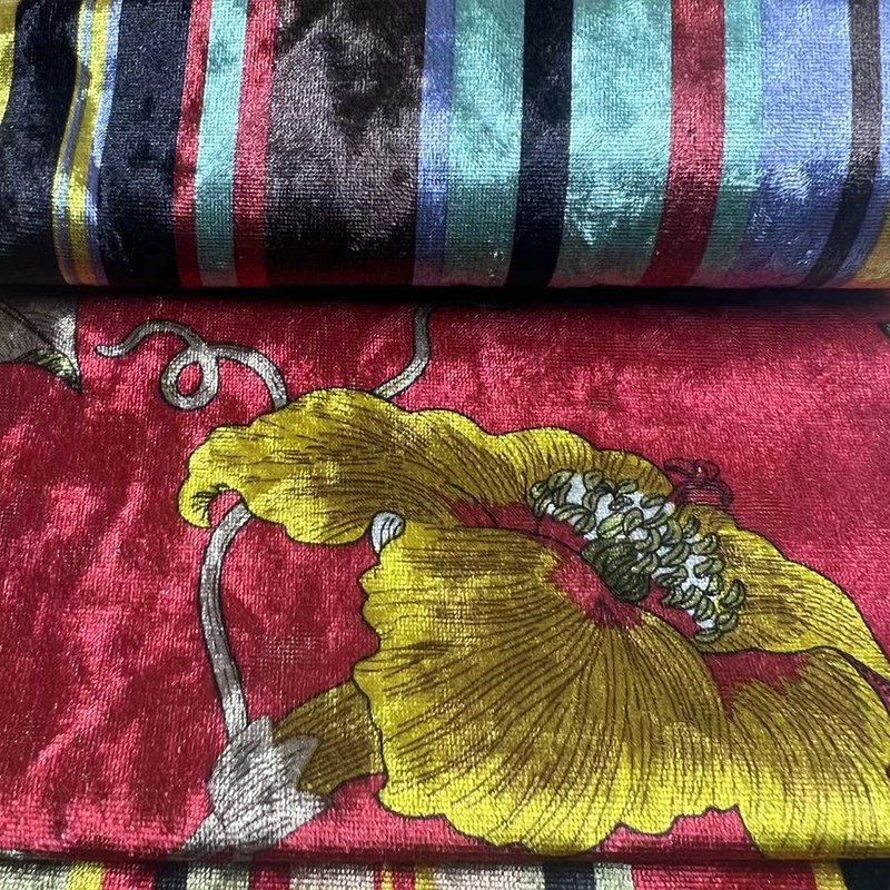 2023 Factory wholesale of high-end European style home textile interior sofa fabrics