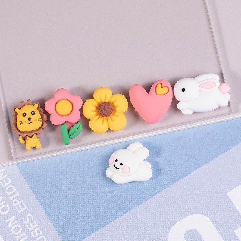 Resin Accessories Sticker Accessories Water Cup Cartoon Rabbit Flower Heart DIY Glue Phone Stickers