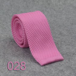 028