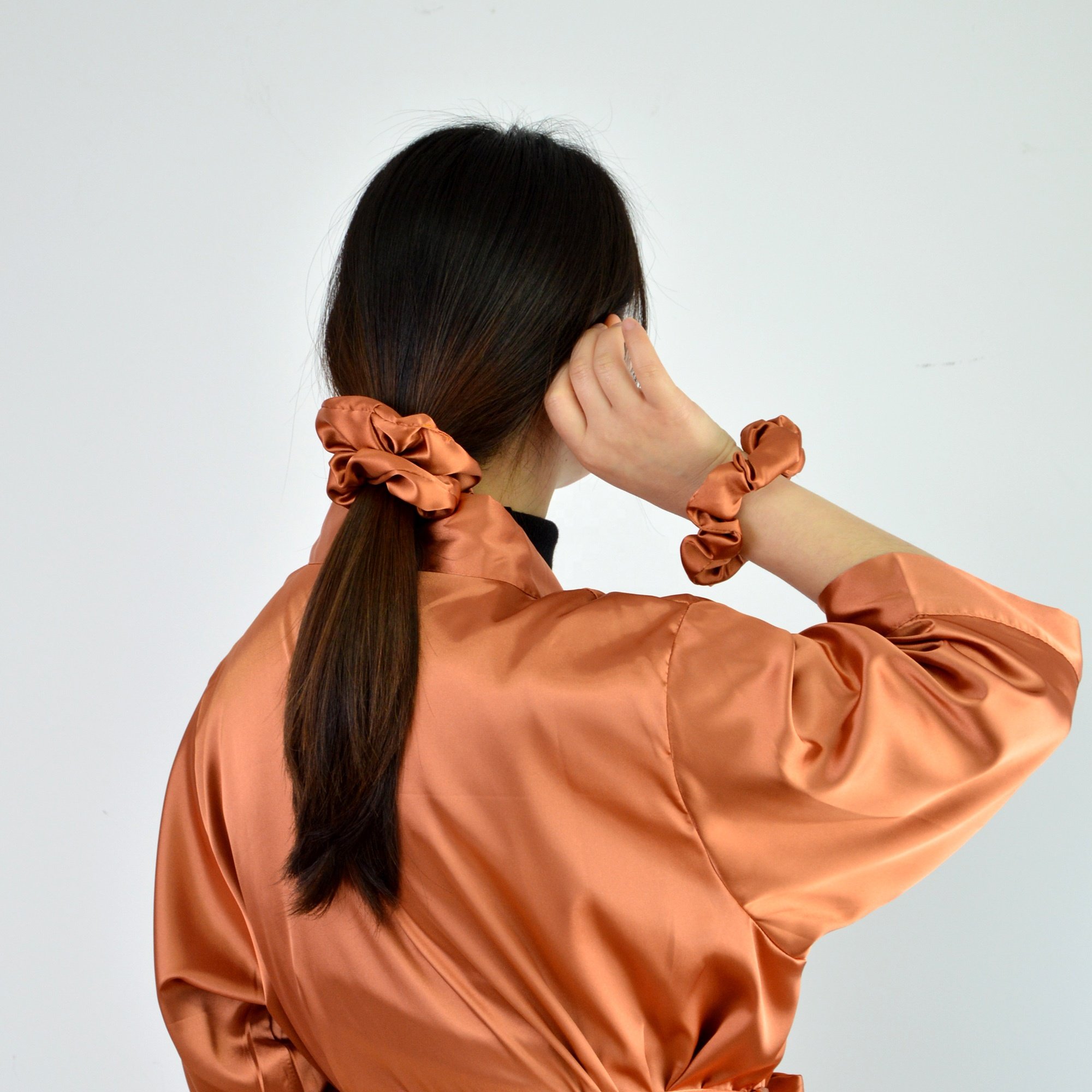RTS High Quality Hot Sale 41 Colors 5cm Bug Size Good Elasticity Luxury Hair Band Silk Satin Scrunchies Hair Ties