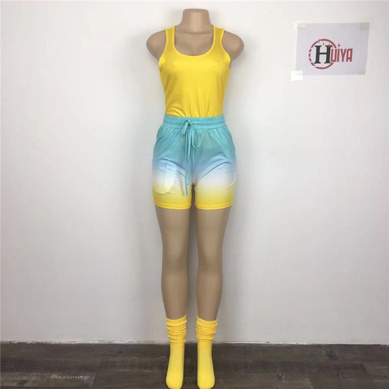 Summer women athletic jogger jogger suit biker shorts outfits with slouch socks two piece women tank top shorts set