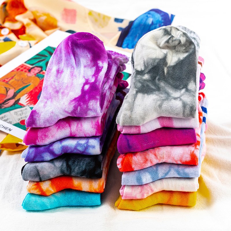 Wholesale new fashion socks men's and women's fashion sports skateboard socks cotton two-bar tie-dye sports casual socks