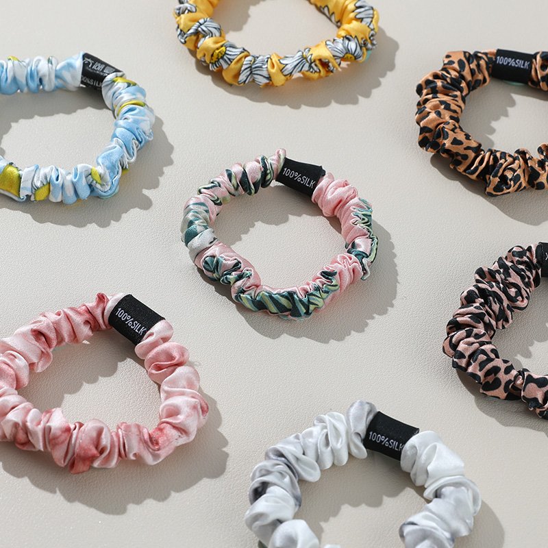 2022 New Arrival Printing wholesale elastic soft 100% mulberry silk scrunchies with hair tie