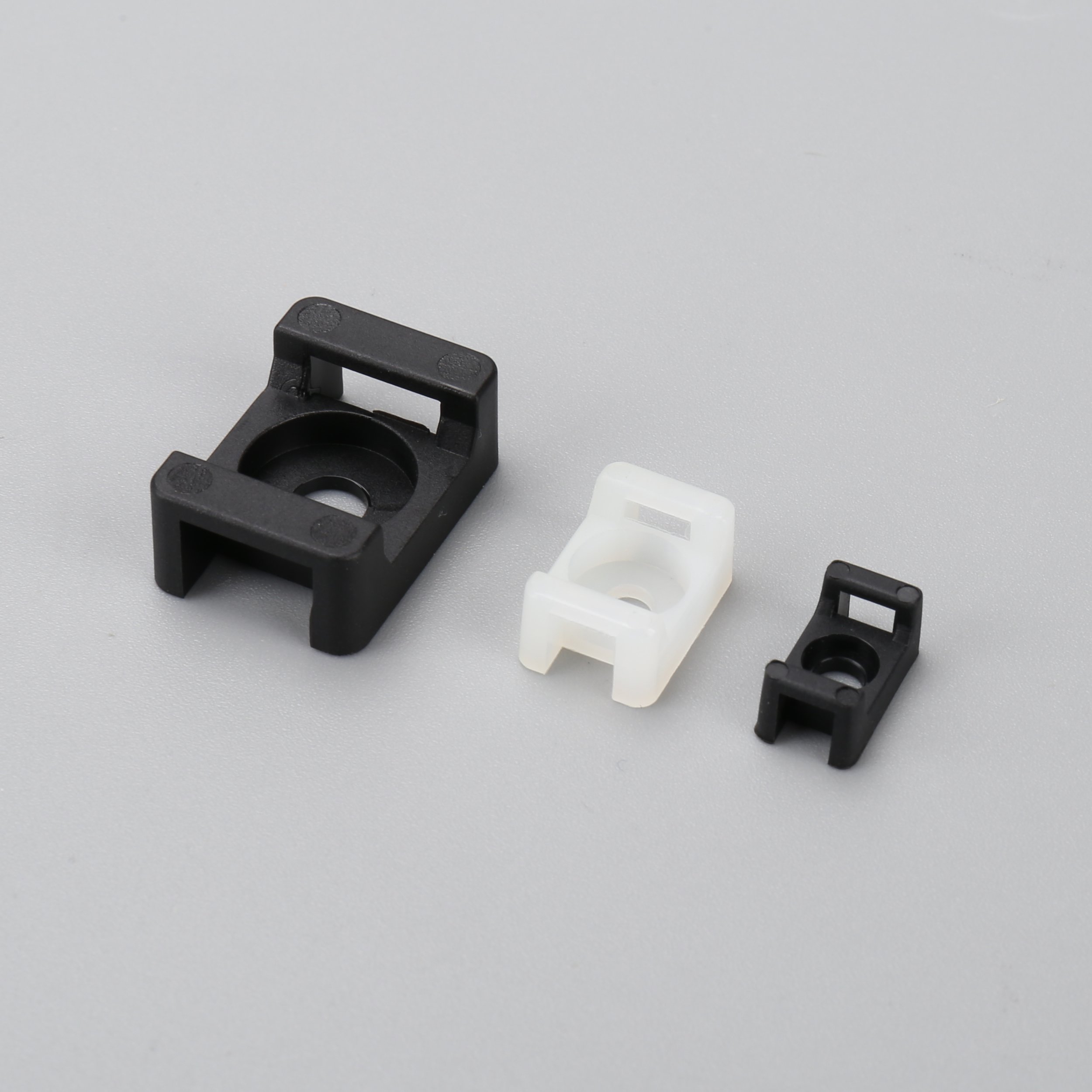 HC-1 High Quality Factory Customize Plastic Self Adhesive White Black 94-V2 Saddle Type Nylon66 Cable Tie Mounts