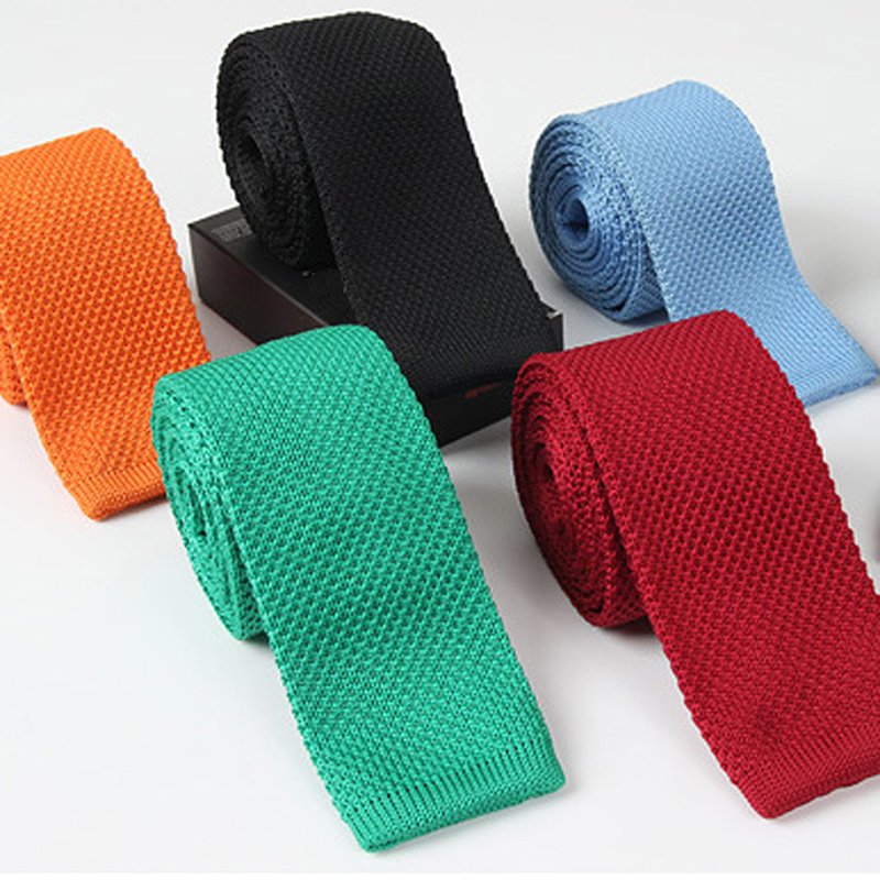 Hot selling men's 5CM solid color polyester knitted tie