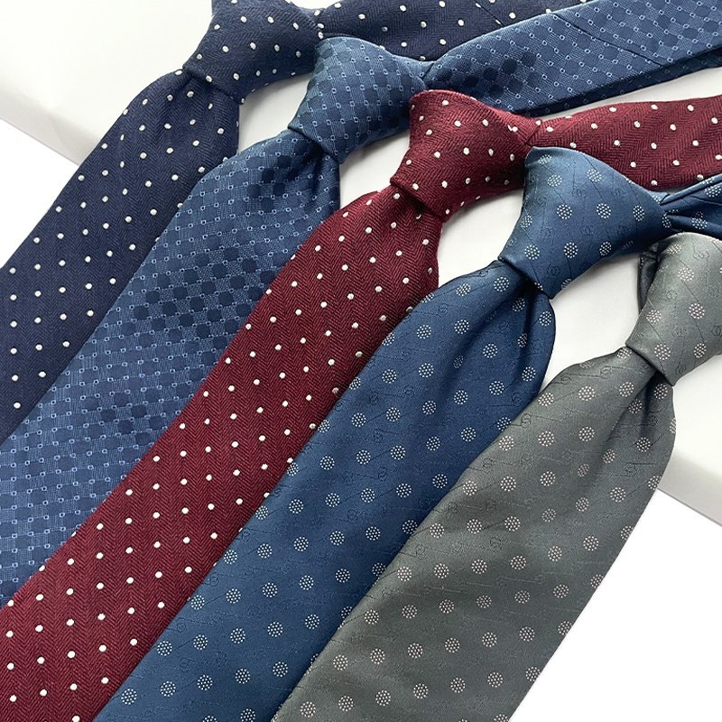 Factory hot sale stripe corbatas para trajes businessman necktie plain gravata pescoco ready to ship silk plaid tie