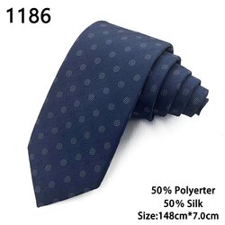 1186