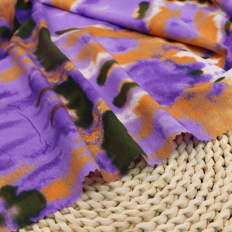 100% Polyester Tie-Dye Fabric for Shirts Dresses Sleepwear Lining Organic Florals Pattern 210t Density for Girls