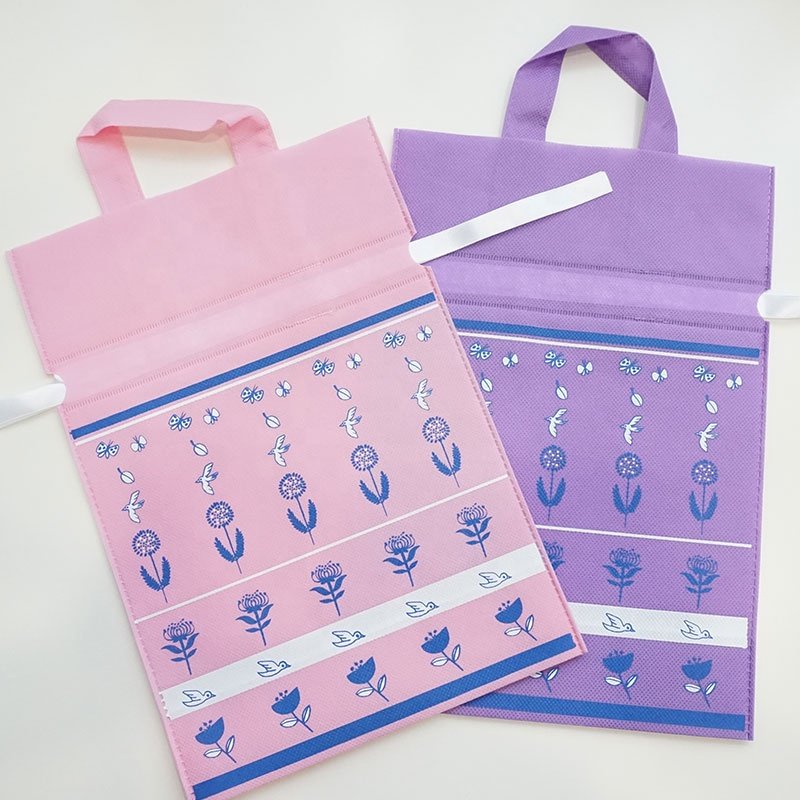 Non-woven Eco Material Christmas Party Packing Pouches Non Woven Drawstring Package Bags