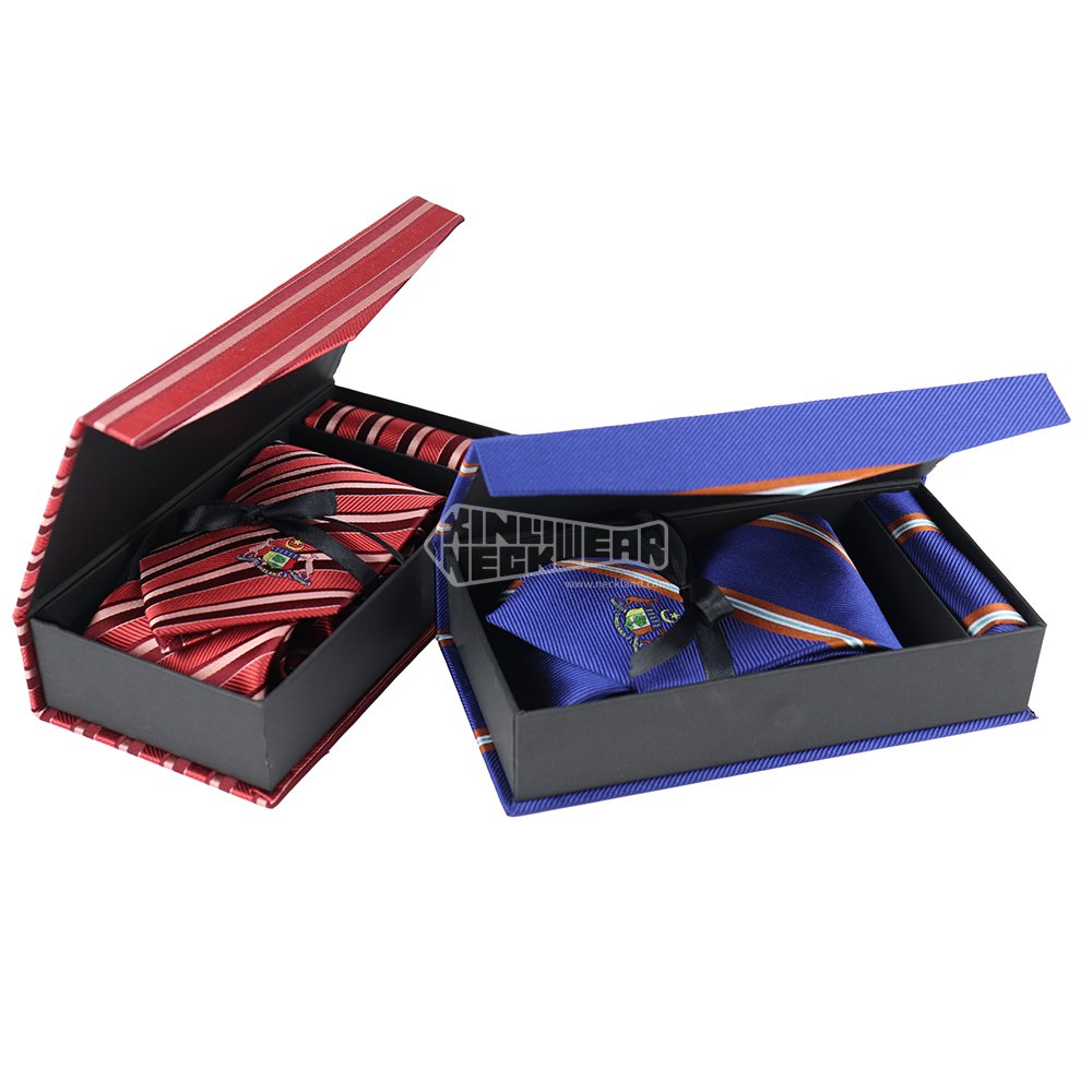 High Quality Stripe Jacquard Pattern Luxury Folding Gift Ties Handkerchief Silk With Logo Custom Box Mens Necktie Set