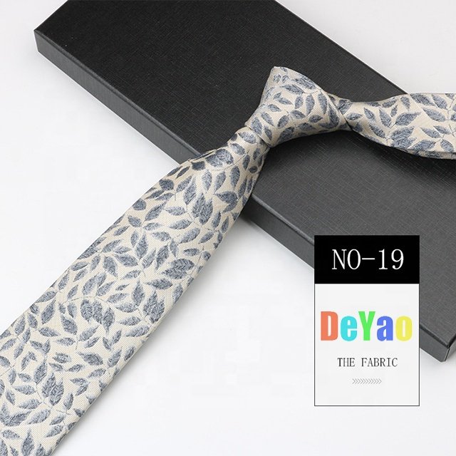 Hot selling wholesale men's necktie flower corbatas de hombre elegantes ready to ship microfiber polyester paisley tie 2024