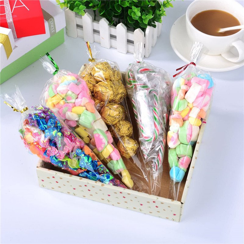 Wholesale Plastic Transparent Cone Treat Bags Clear Cello Sweet Bags with Twist Ties