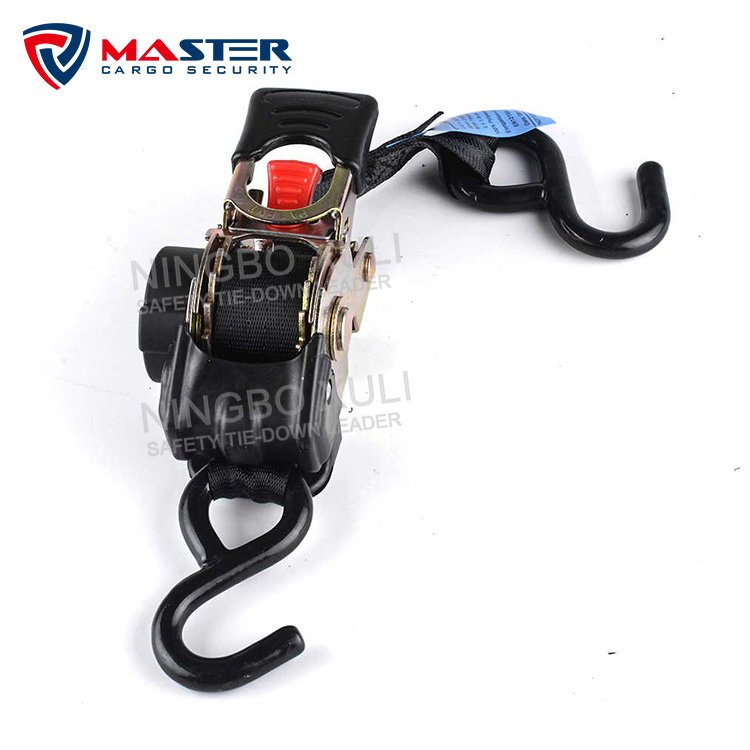 motorcycle autoretract automatic tie down strap