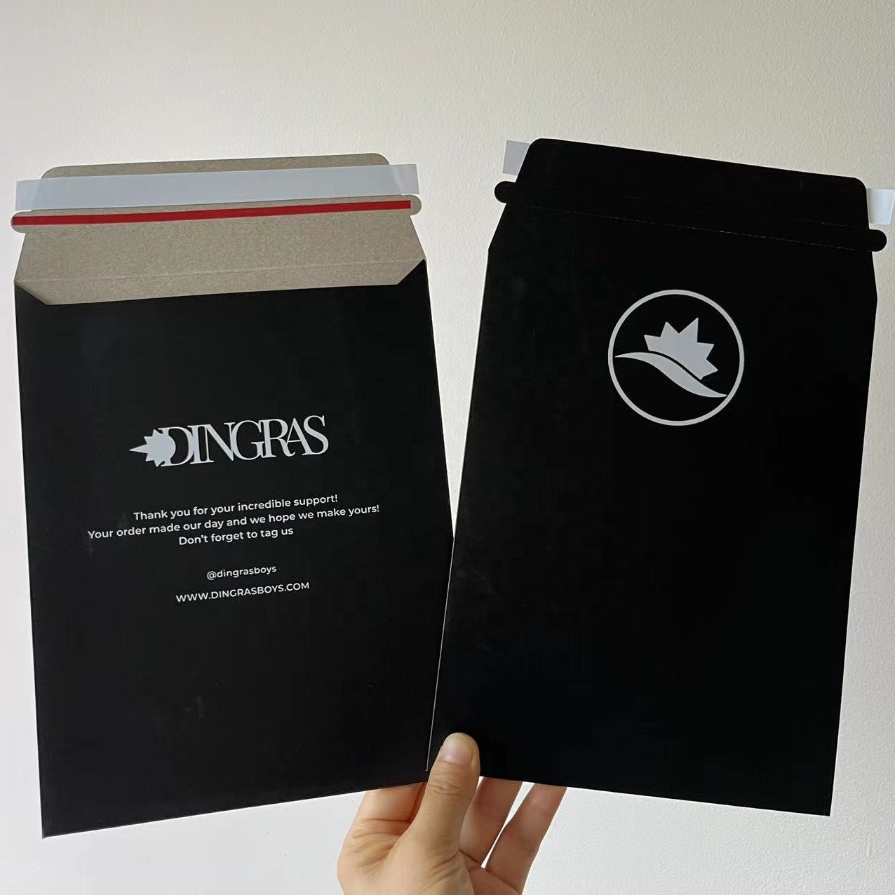 Custom Decorative Black Paper Shipping Mailing Envelopes Bag Courier Mailer Envelopes with your company logo