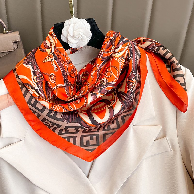New Custom Square Silk Head Scarf 70*70cm Silk Square Neck Tie Short Scarf For Women Luxury Designer Silk Headwear Bandanas