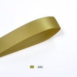 686