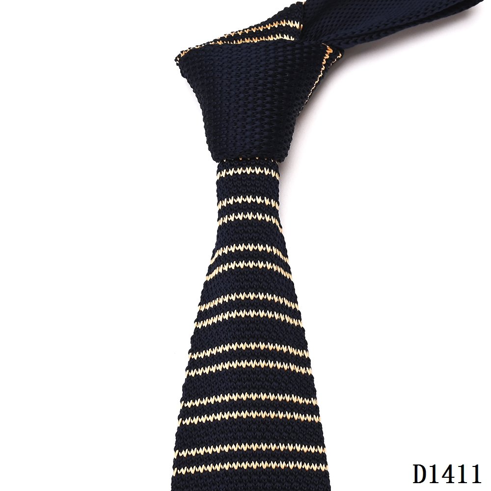 Yili China Factory Supplier Custom Made Men Skinny Seamless Silk Stripe Polyester Tie Knit