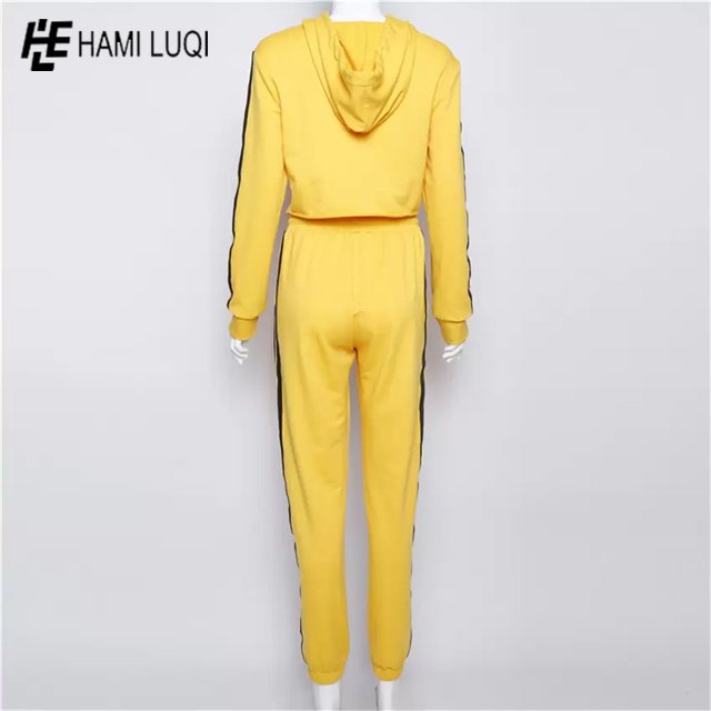 Wholesale custom Women's Oversized Cropped Hoodie and Joggers set Loungewear clothes women Set