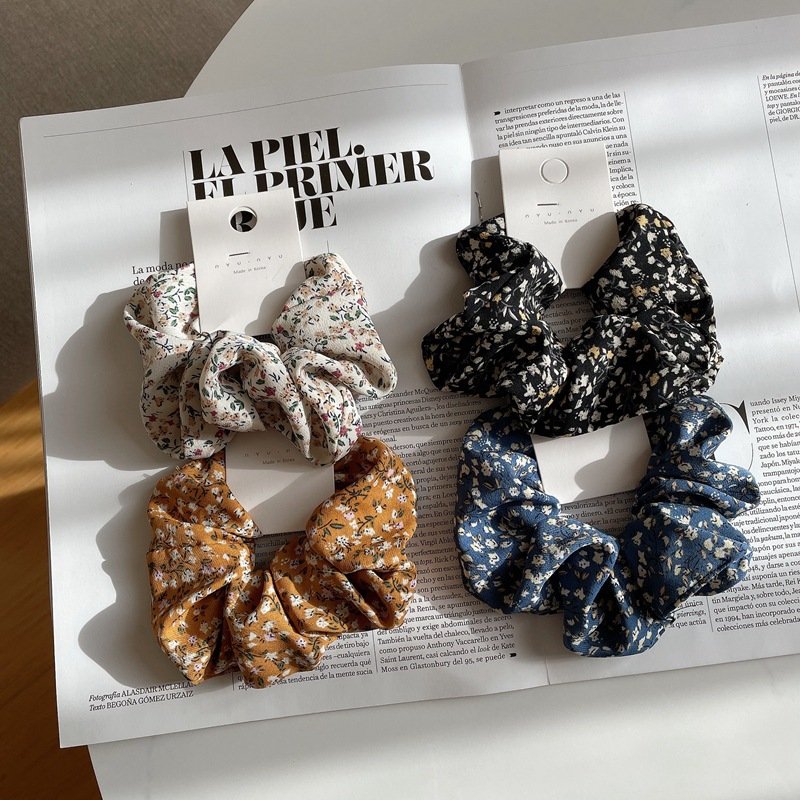 New temperament Forest style sweet and versatile girl floral large intestine headband gentle headband hair accessories