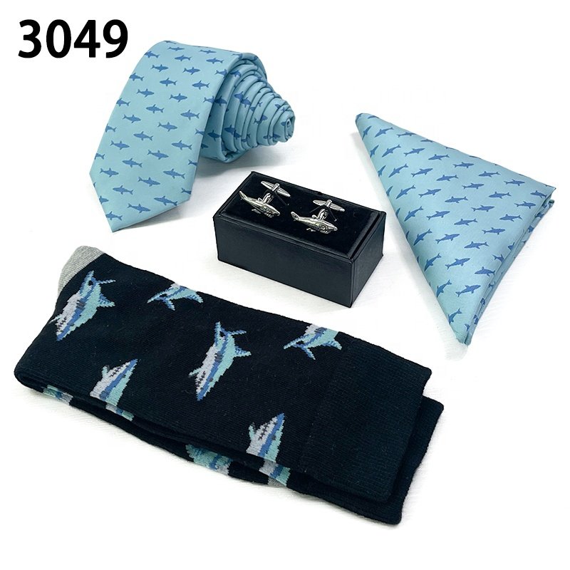 Simple design cufflink pocket square necktie customization add logo corbatas personalizadas bordado men tie and socks set