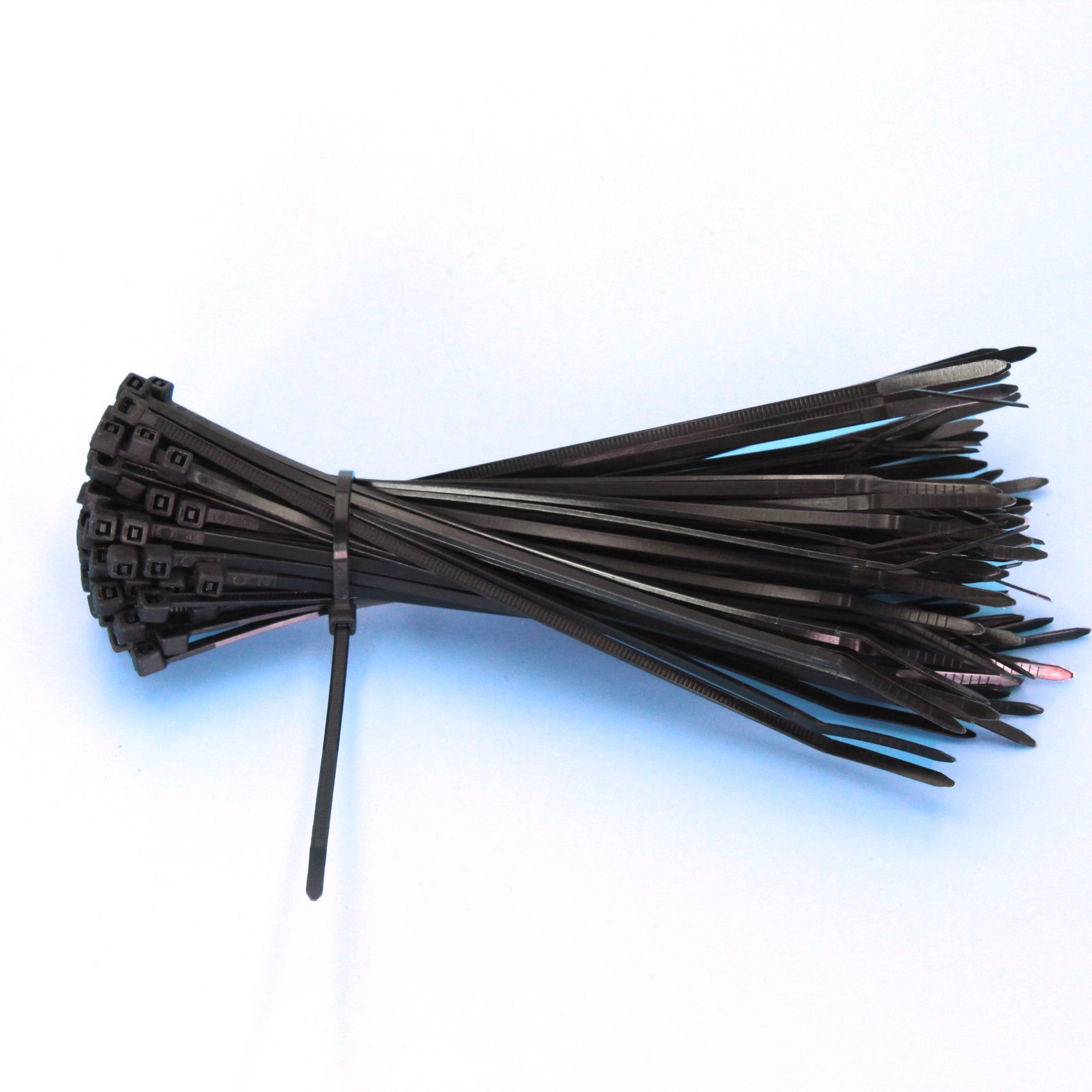 4 inch 2.5*100mm high quality small cable ties, the minimum tension is greater than 18 lb, factory direct sales tie