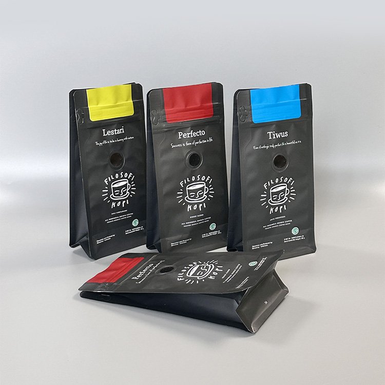 Wholesale 500g 1kg Black Empty Flat Bottom Coffee Bags With Valve And Tin Tie Aluminum Foil Coffee Beans Packaging Pouch