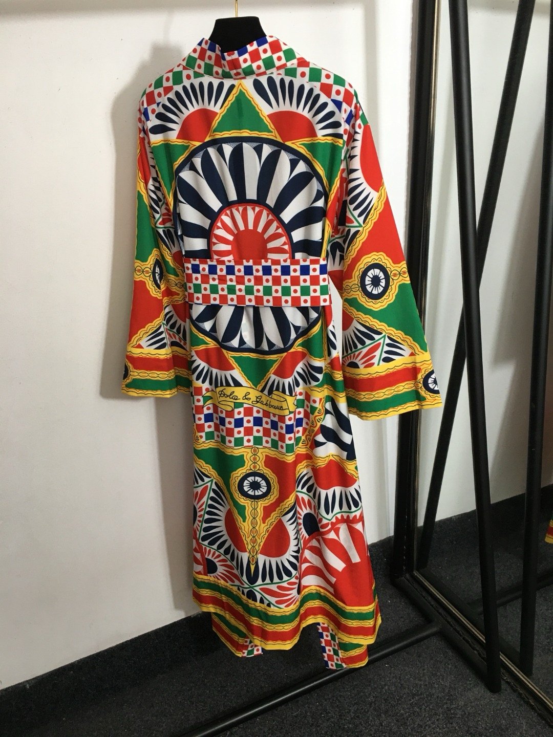 New women's retro pattern printing tie back waist long cardigan night gown silk outwear
