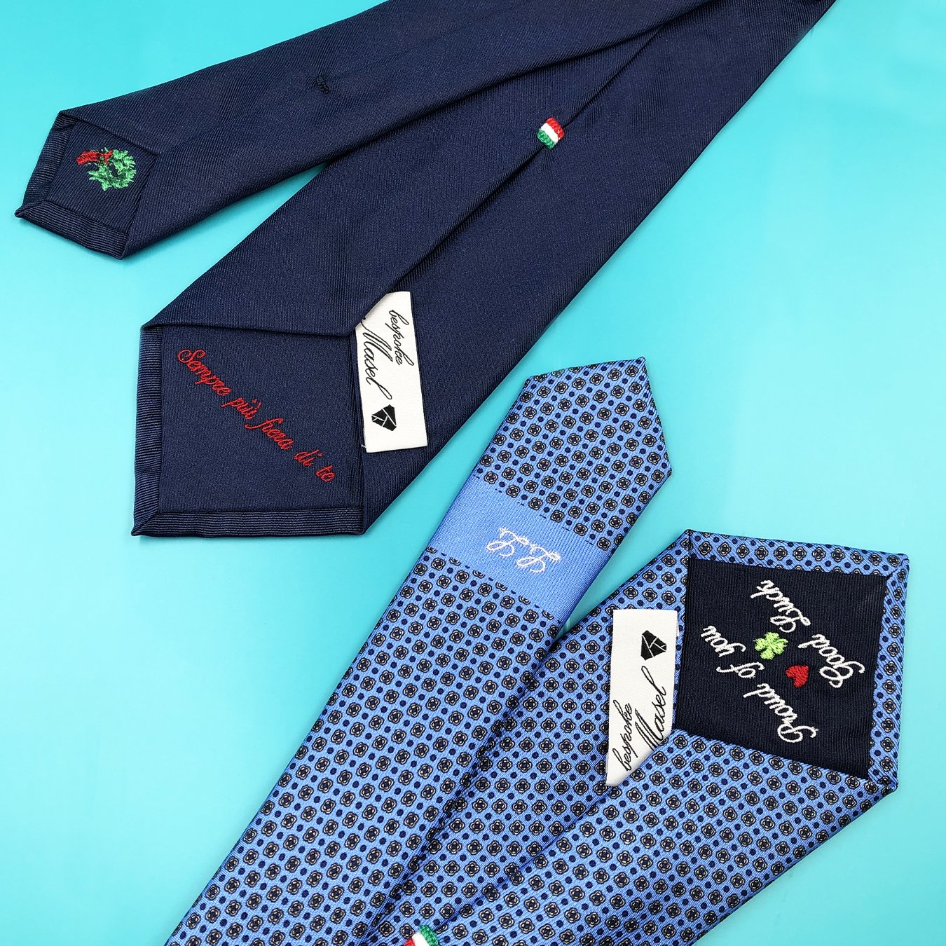100% Made In Italy Silk Tie Charme Red And Blue Elegant Man Accessories Ready To Wear For Company Party