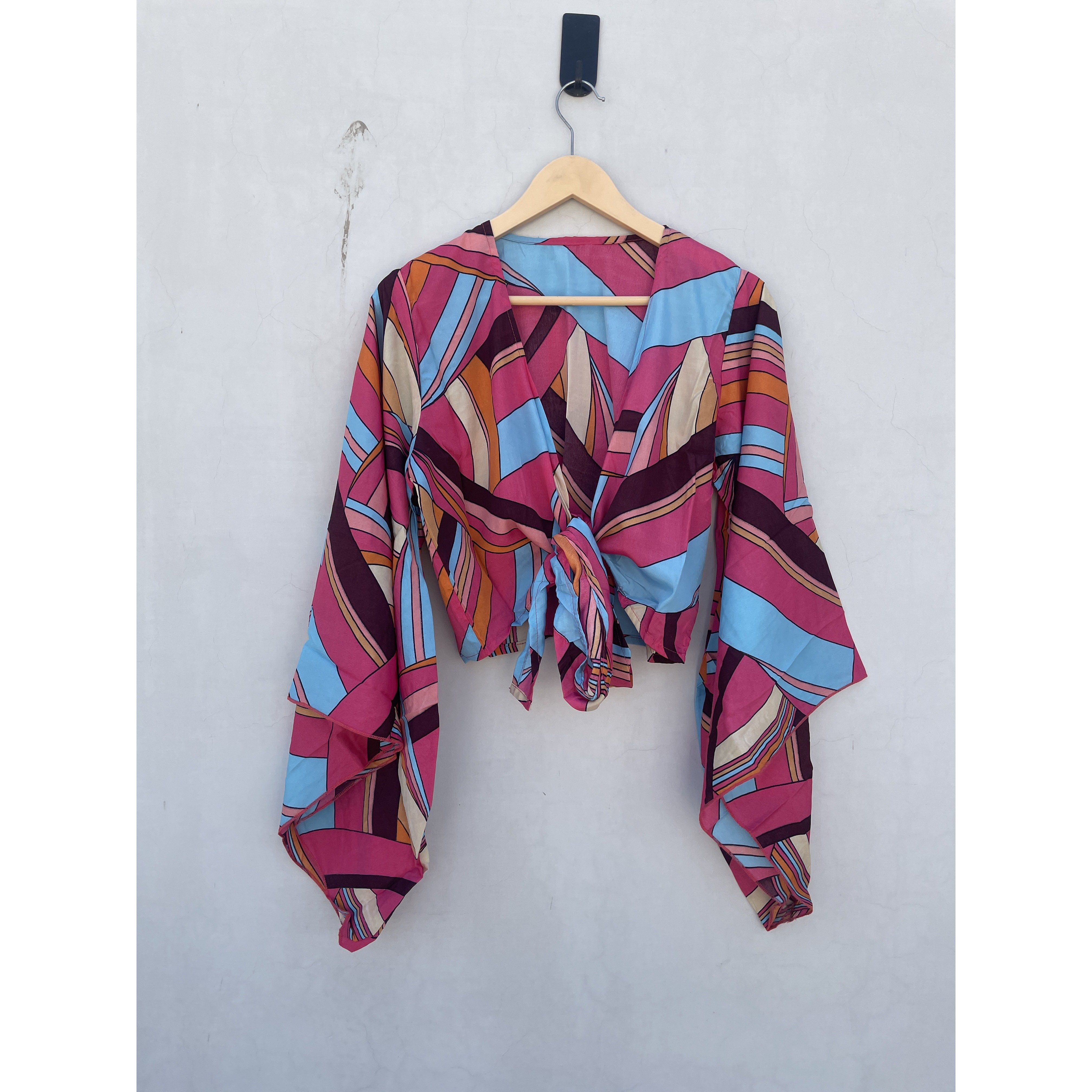 Wholesale Suppliers Tie Top with Silk Material Made Traditional Style Floral Pattern Print Tie Top For Sale