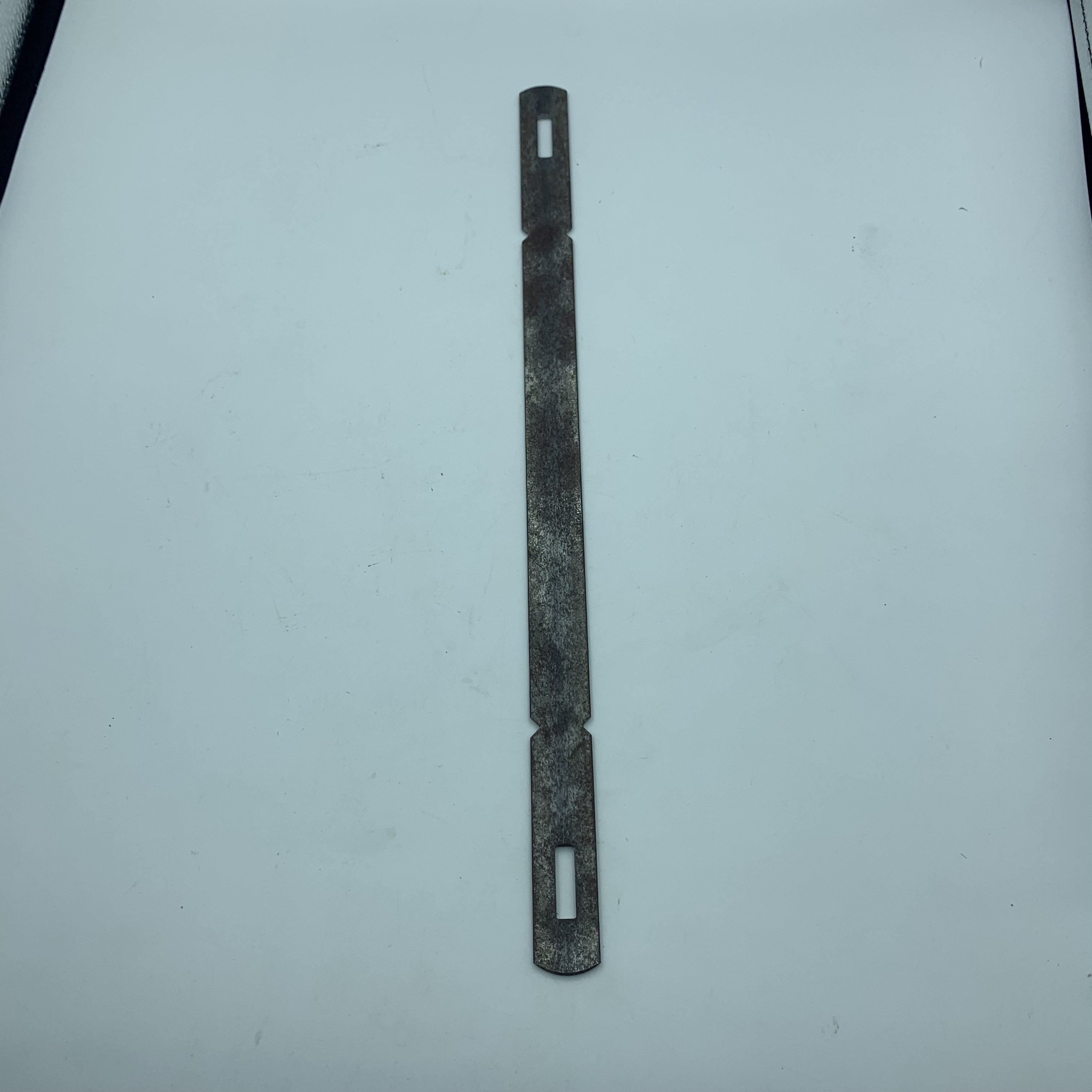 Metal Formwork 300L Flat Tie for Concrete Building construction