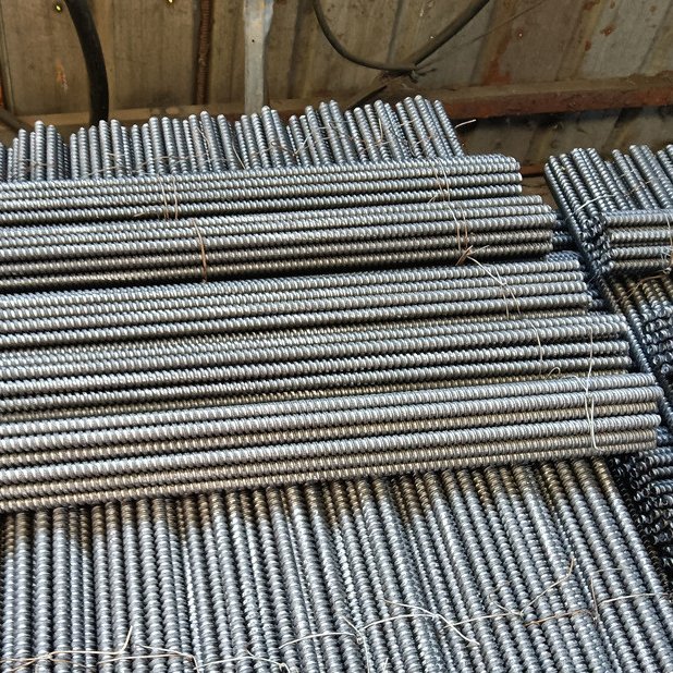 Concrete Snap Ties for Plywood Forms