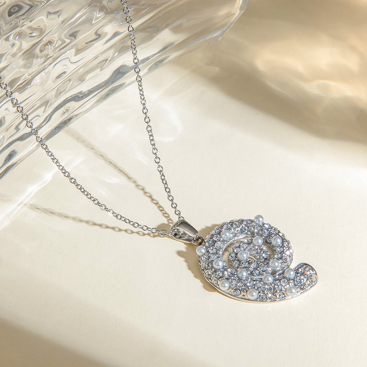 New Arrival 18K Gold Plated Stainless Steel Spiral Pearl and Crystal Inlaid Pendant Necklace, 50+5cm