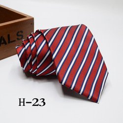 IU23