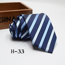 IU33