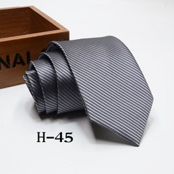 IU45
