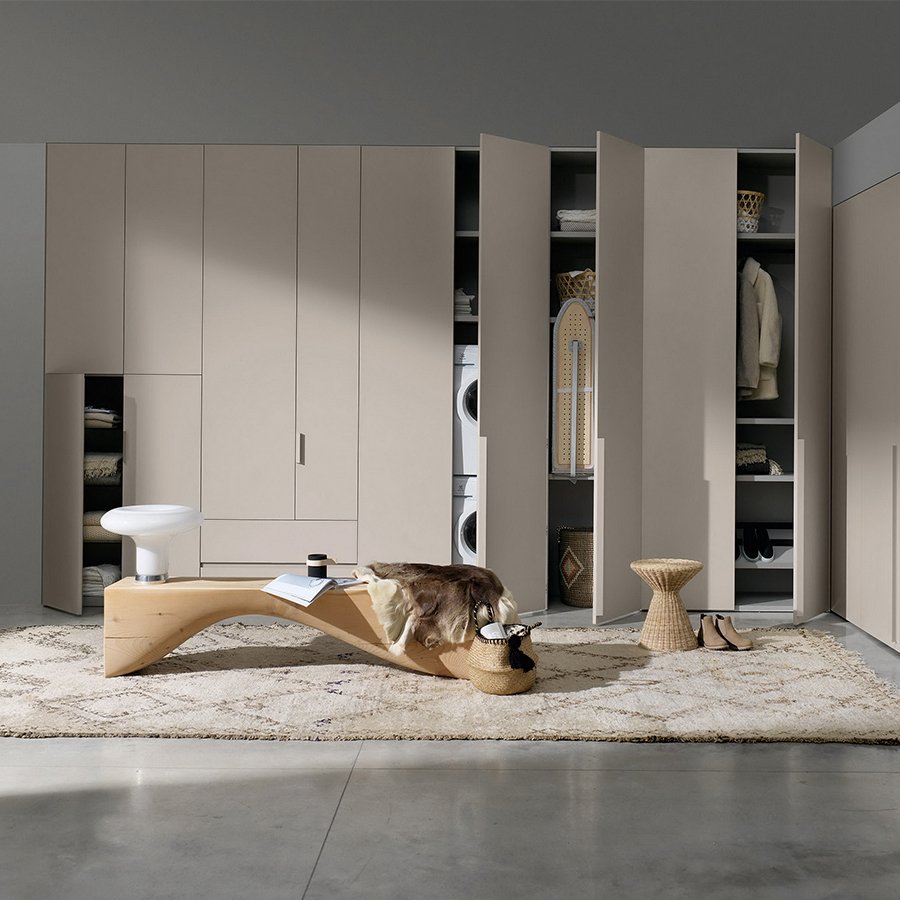 Modern Clothes Wardrobe For Bedroom Dressing Room Walk-in Closets OEM Design Luxury Functional Hardware