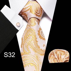 S32